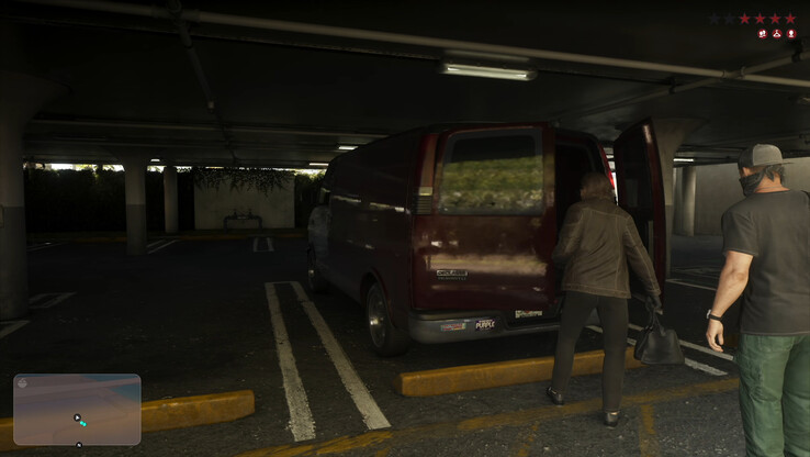 Även om RT-reflektionerna i GTA 6 vanligtvis är av hög kvalitet, leder den lägre upplösningen jämfört med PC ibland till märkbara artefakter.