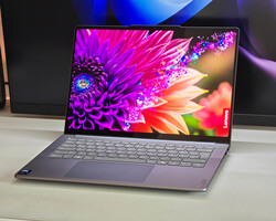 90,4 % i betyg: Lenovo Yoga Pro 7 15IPH11