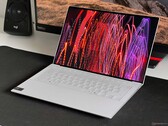 Dell XPS 14 2024 recension - Multimedia-bärbar dator med den långsammaste RTX 4050-bärbara datorn i världen