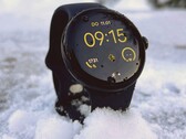 Pixel Watch 2 har fått en ny uppdatering. (Bildkälla: Benedikt Winkel)