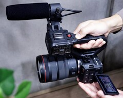 Canon EOS C50 har en fullformatssensor och videofunktioner i ett kompakt kamerahus. (Bildkälla: Canon)