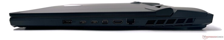 Höger: USB 3.2 Gen2 Type-A, 2x Thunderbolt 4, mini-DisplayPort-out, HDMI-out