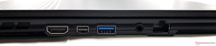 Vänster: HDMI 2.1, Mini DisplayPort 1.4, USB Typ A 3.2 Gen. 1, Kombinerad 3.5 mm ljudport, 2.5 Gb/s LAN