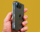 iPhone Ultra/Fold dummy-enhet - hands-on bild (redigerad - original nedan).