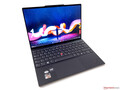 Recension av Lenovo ThinkPad Z13 G1 OLED - Bärbar kontorslaptop med AMD Ryzen 7 Pro 6860Z