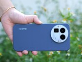 Realme GT 8 Pro har en utbytbar Ricoh GR-kameramodul, vilket avslöjas i praktiska bilder, pressfoton och en reklamvideo. (Bildkälla: @feni_book)
