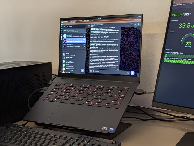 Intel Blade 16 har samma externa design som den befintliga AMD Blade 16