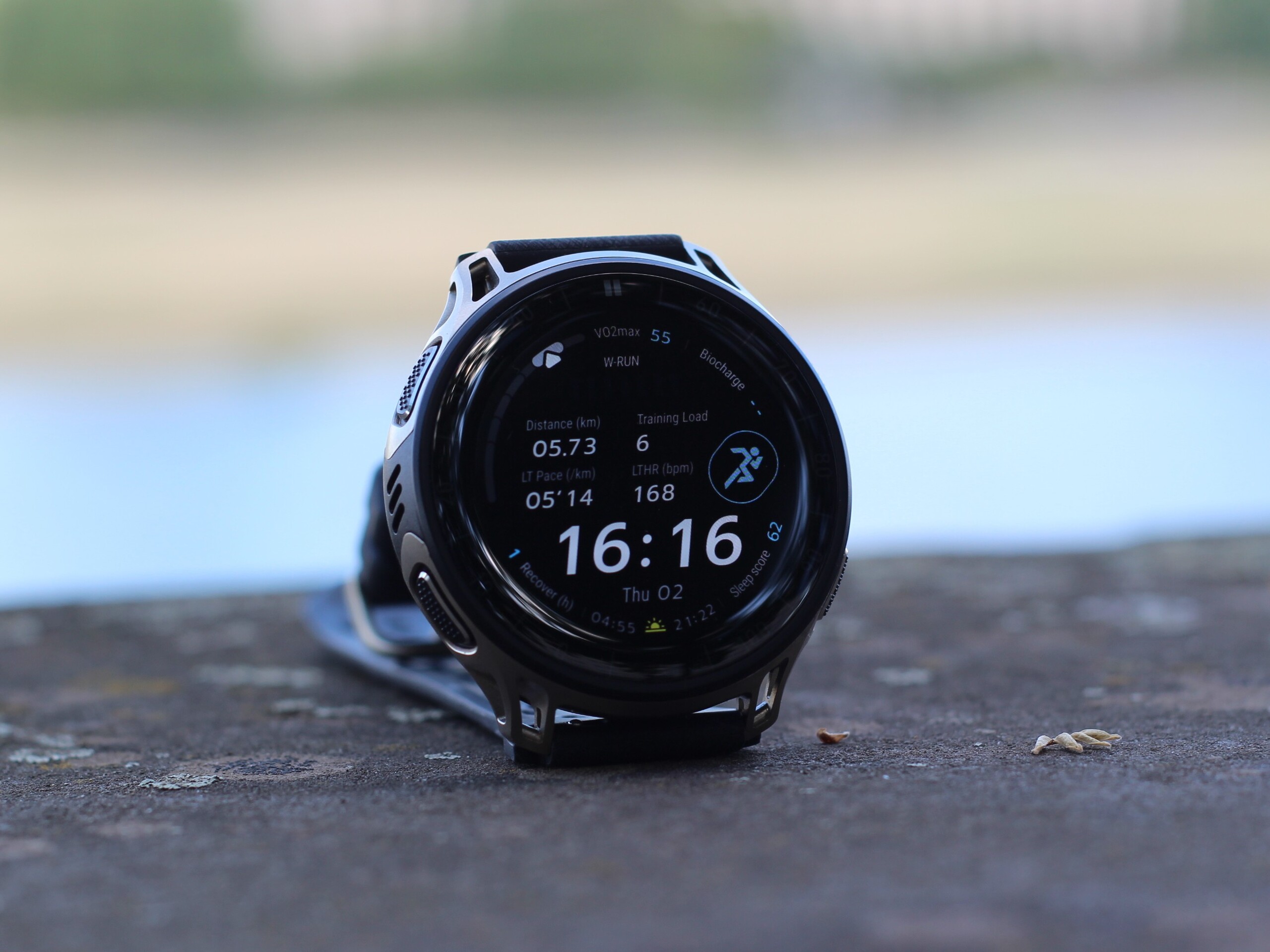 Recension av Amazfit Cheetah 2 Pro