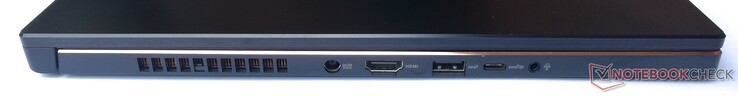 Vänster: Ström, HDMI 2.0b, 1x USB 3.2 Gen2 Typ A, 1x USB 3.2 Gen2 Typ C (med DisplayPort 1.4), Kombinerad 3.5 mm ljudanslutning