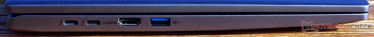 Anslutningar till vänster: 2 x Thunderbolt 4, HDMI 2.1, USB-A (5 Gbit/s, alltid på)