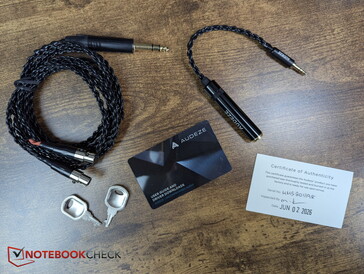 Kabel, adapter och certifikat