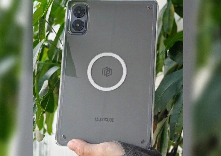 Den kompakta spelplattan kommer att ha dubbla bakre kameror.