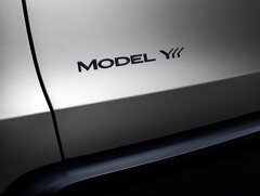 Den 3-radiga Model Y L kommer med ett större batteri. (Bildkälla: Tesla China/Weibo)