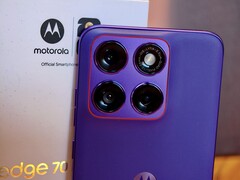 Motorola Edge 70 Fusion finns i två versioner med olika batteristorlekar och exklusiva Pantone-färger