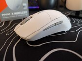 SteelSeries Rival 3 Wireless Gen 2 recension: Snabba klick och stadigt grepp