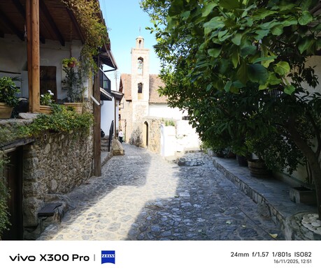 Vivo X300 Pro: Foto prov