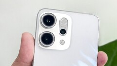 En &quot;Reno 14 Global Edition&quot; hands-on. (Bildkälla: SmartPrix)