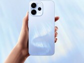 Oppo Reno15 FS 5G packar en 50 MP selfie-kamera i en vattentät kropp. (Bildkälla: Oppo)