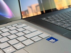 Den nya ProArt P16 är nästan lika tunn som Asus Googlebook 14.
