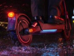 Den nya Xiaomi Electric Scooter 5 Plus kommer att gå med i befintliga modeller som Scooter 5 Max (bilden). (Bildkälla: Xiaomi)