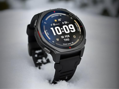 Amazfit&#039;s T-Rex 3 Pro 44 mm Tactical Black smartwatch (bilden) är nu tillgänglig i USA. (Bildkälla: Amazfit, redigerad)