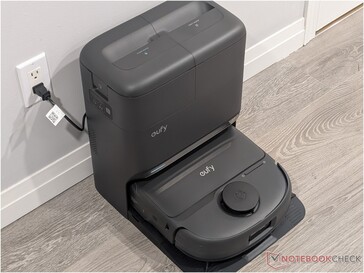 Omni C28 dockad.