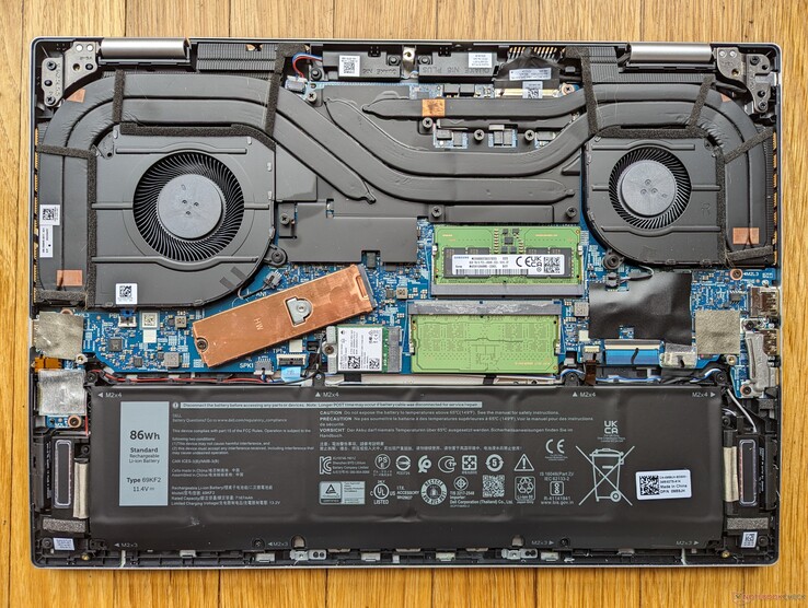 Inspiron 16 Plus 7630 för jämförelse