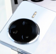 Redmi K80 Ultra förväntas se ut som de andra telefonerna i K80-serien. (Bildkälla: Jack Yee)