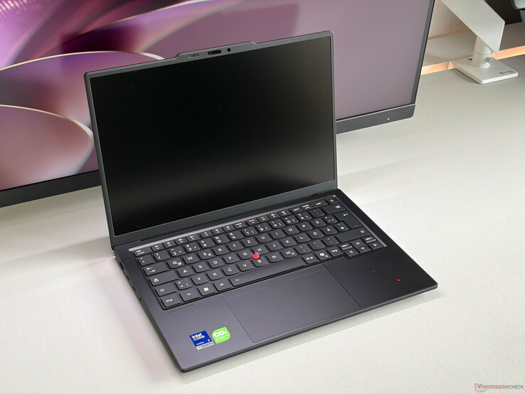 Lenovo ThinkPad X1 Carbon Gen 14