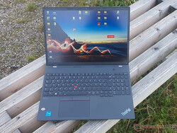 Lenovo ThinkPad T16 G2 (21HH003AGE), recensionsexemplar tillhandahållet av:
