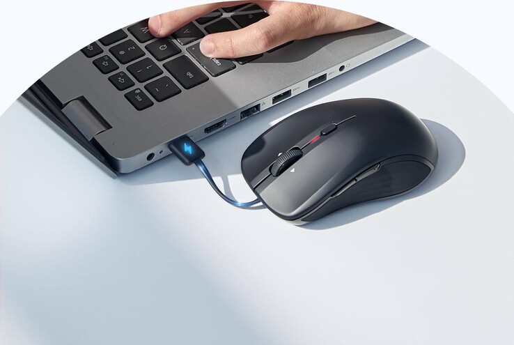 Den trådlösa musen ESR MagMouse har 160 timmars batteritid på en enda laddning (Bildkälla: ESR)