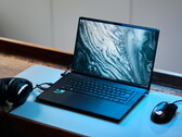 Recension av den bärbara datorn Asus ROG Zephyrus M16 (2023): RTX 4090 med en superljusstark Mini-LED-skärm