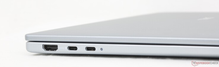 HDMI 2.1, USB-C 3.2 Gen. 2 med DisplayPort 1.4 + Power Delivery, USB-C Thunderbolt 4 med DisplayPort 2.1 + Power Delivery