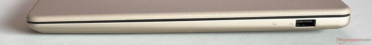 Rätt: USB-A 3.2 Gen. 1 (5 Gbps)