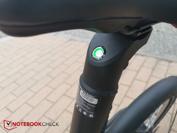 Slå på cykeln här, följt av displayen