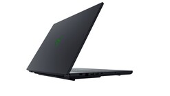 Razer Blade 18 gaming laptop bakifrån (Bildkälla: Razer PR)