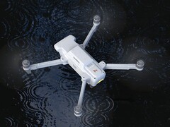 Den nya drönaren X8 Pro 2025 är ganska tung (Bildkälla: Fimi)