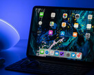 Övergången till chip-on-film-teknik kommer troligen att ge förbättrad energieffektivitet även för iPad Pro, äldre modell på bilden. (Bildkälla: Daniel Korpai &amp; Unsplash)