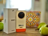 Honor har utrustat X80 Pro Max med endast en bakre kamera, men batteriet och skärmen kompenserar mer än väl för detta.