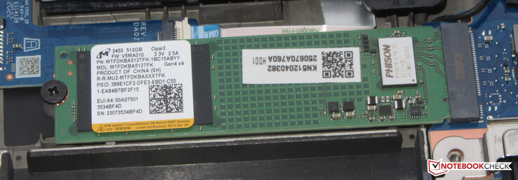 En PCIe Gen4 SSD fungerar som systemenhet.