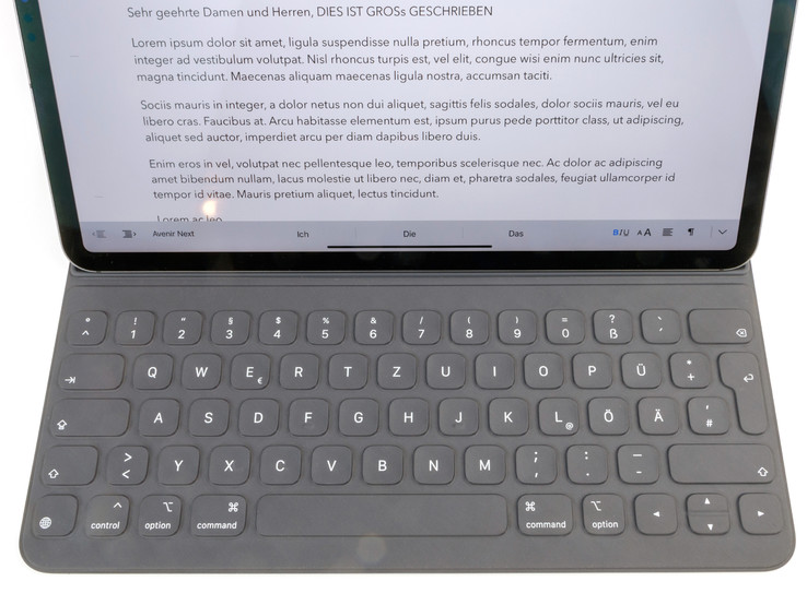 En titt på Apple Smart Keyboard Folio