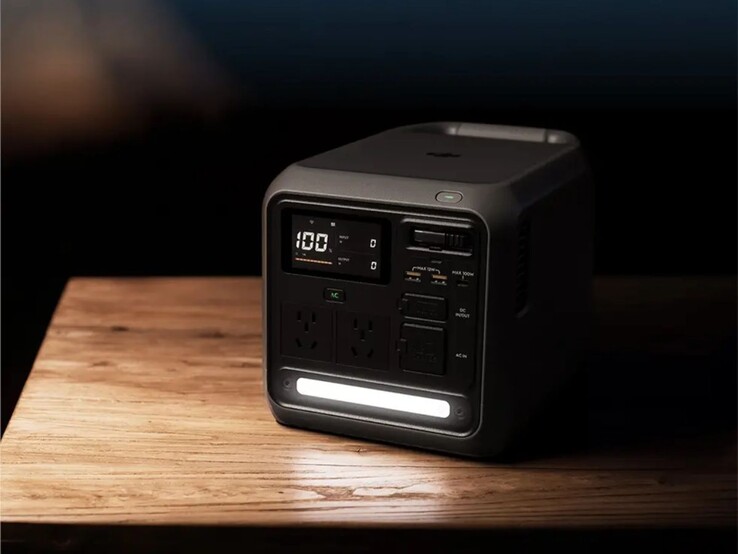 DJI:s Power 1000 Mini kraftstation har en inbyggd lampa. (Bildkälla: DJI)