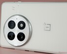 Den kommande OnePlus 15 är tänkt att bli smalare och kommer att drivas av Snapdragon 8 Elite 2