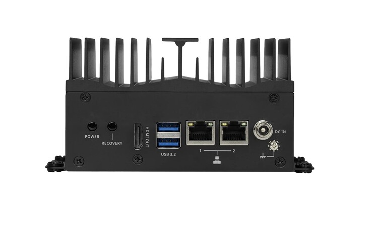 Den industriella minidatorn har ett gediget utbud av I/O-alternativ, inklusive dubbla gigabit-Ethernet-portar. 