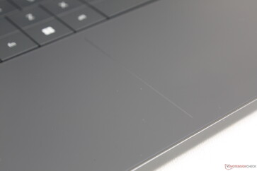 Det finns nu visuella konturer längs kanterna på klickplattan