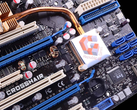 En bild av det ursprungliga Asus ROG Crosshair-moderkortet