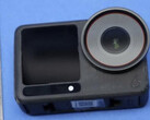 En DJI Osmo Action 6-prototyp från framsidan. (Bildkälla: FCC)