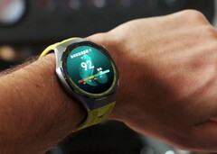 Huawei Watch GT 7 Pro finns även i iögonfallande grönt och gult.
