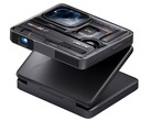 Fickprojektorn Aurzen Zip Pro levererar 1080p-upplösning i en kompakt, hopfällbar design.