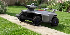 Med R7 lanserar Anthbot en ny flaggskeppsmodell av robotgräsklippare med en trimmerarm.
